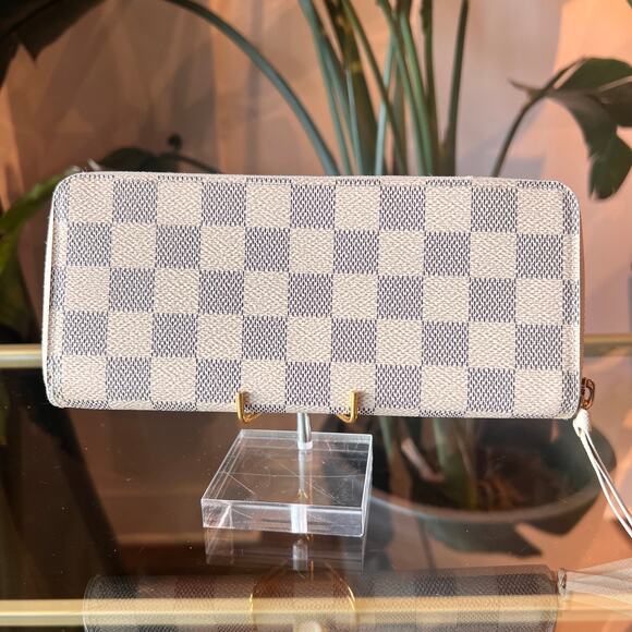 LOUIS VUITTON Damier Azur Clemence Wallet - Picture 1 of 16